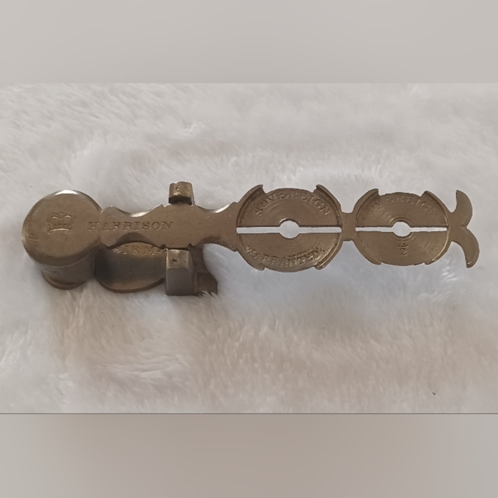 Brass Sovereign Scale